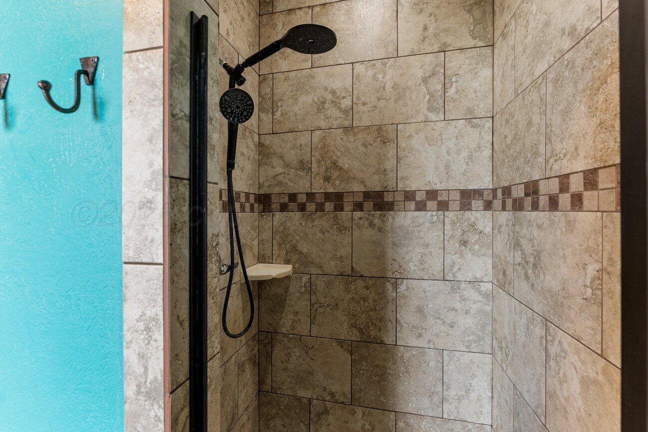 7400 Rochester Drive Amarillo, TX 79118 - Photo 31 of 53 Primary Bath