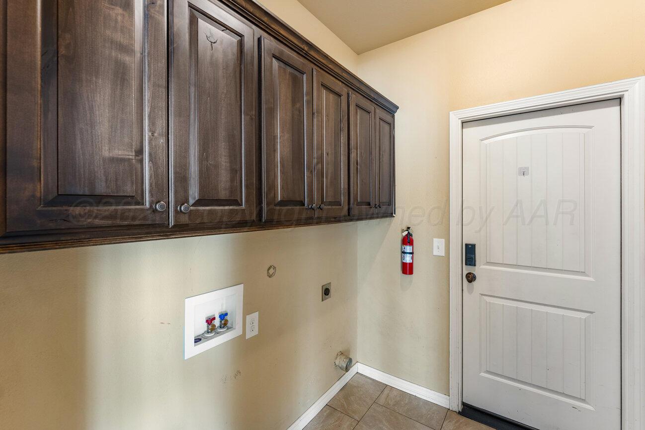 7400 Rochester Drive Amarillo, TX 79118 - Photo 47 of 53 Laundry