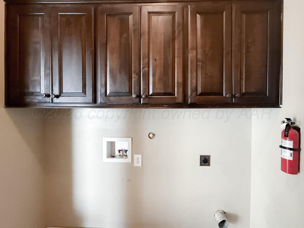 7400 Rochester Drive Amarillo, TX 79118 - Photo 48 of 53 Laundry-2