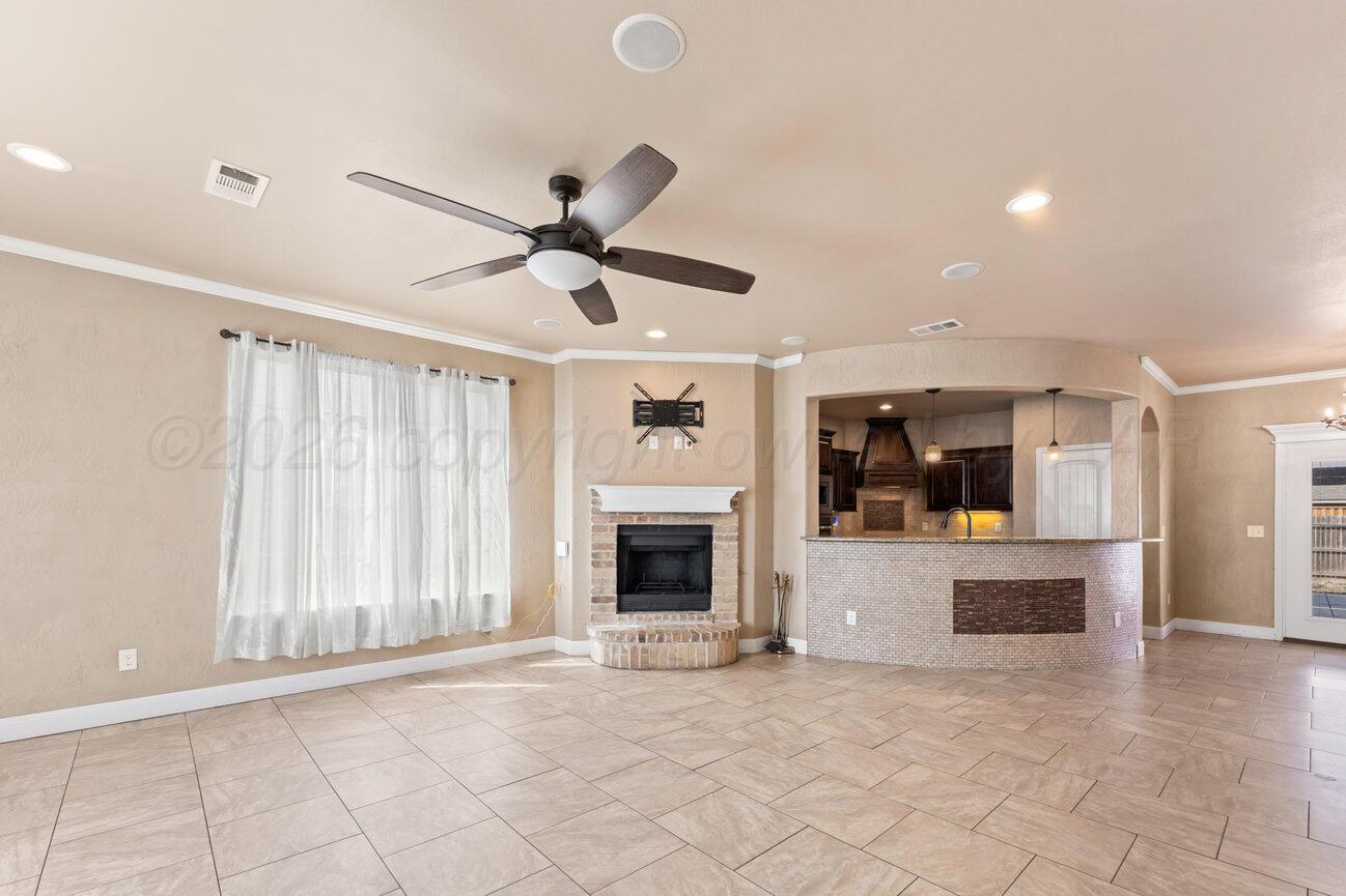 7400 Rochester Drive Amarillo, TX 79118 - Photo 7 of 53 Living Area