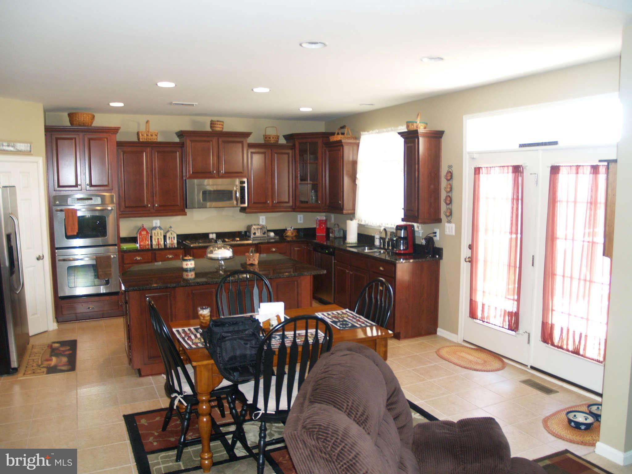 413 Woodrow Road Winchester, VA 22602 - Photo 6 of 25 Kitchen