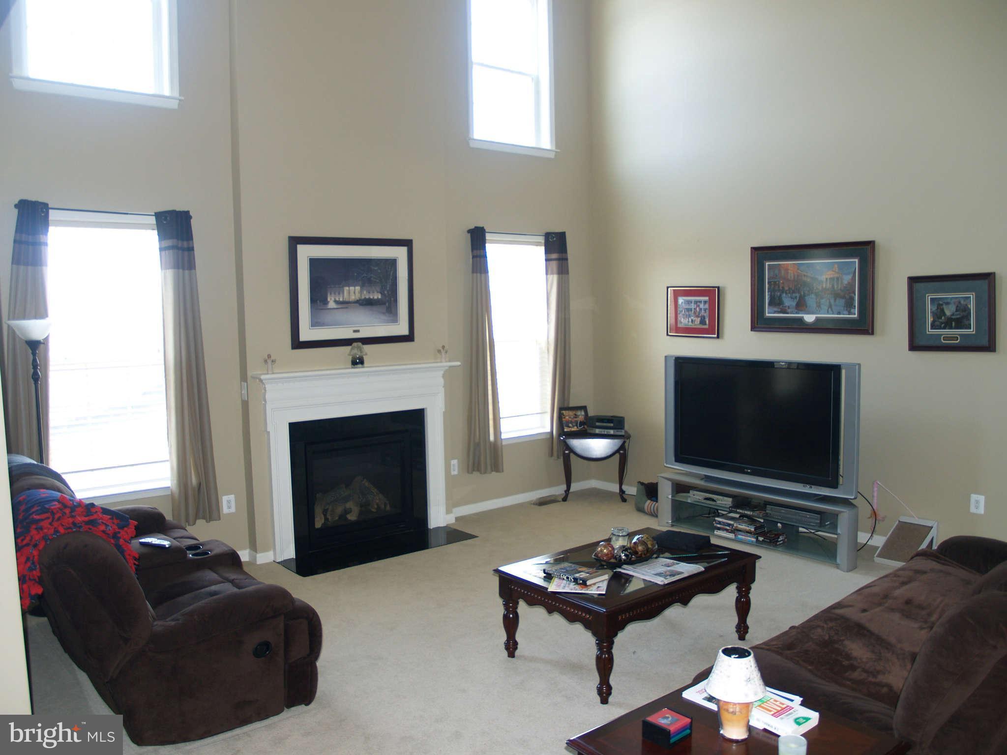 413 Woodrow Road Winchester, VA 22602 - Photo 7 of 25 Family Room