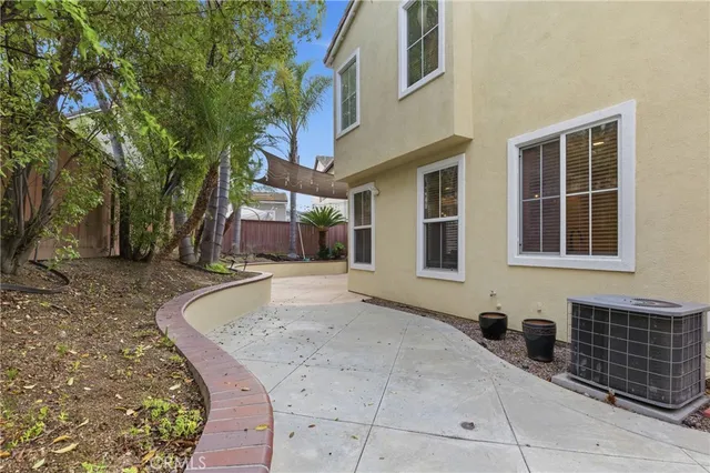 $1,275,000 | 76 Kyle Court, Ladera Ranch, CA 92694