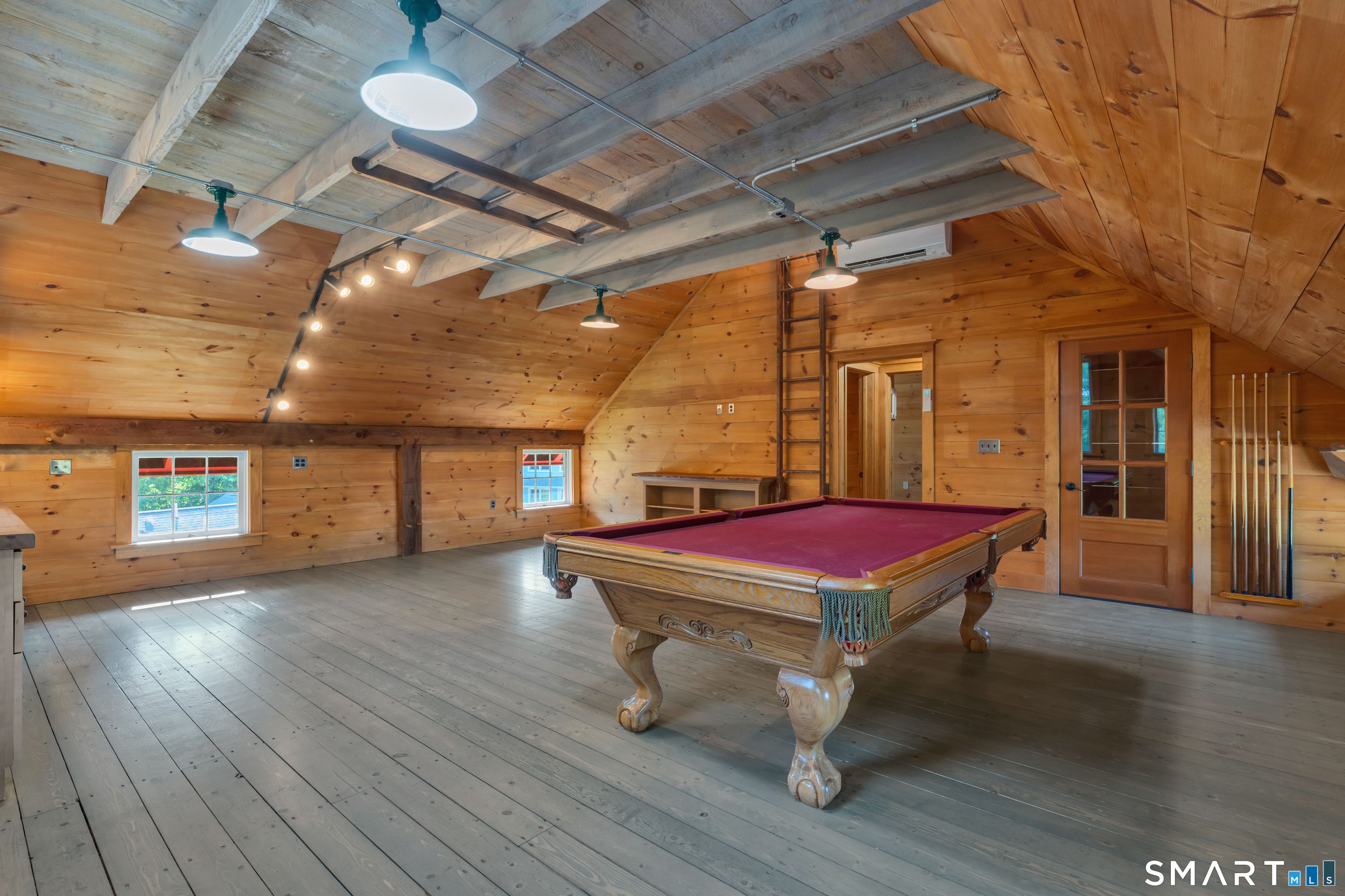 148 Mungertown Road Madison, CT 06443 - Photo 38 of 40 2nd floor in barn with heat and ac. Also office space