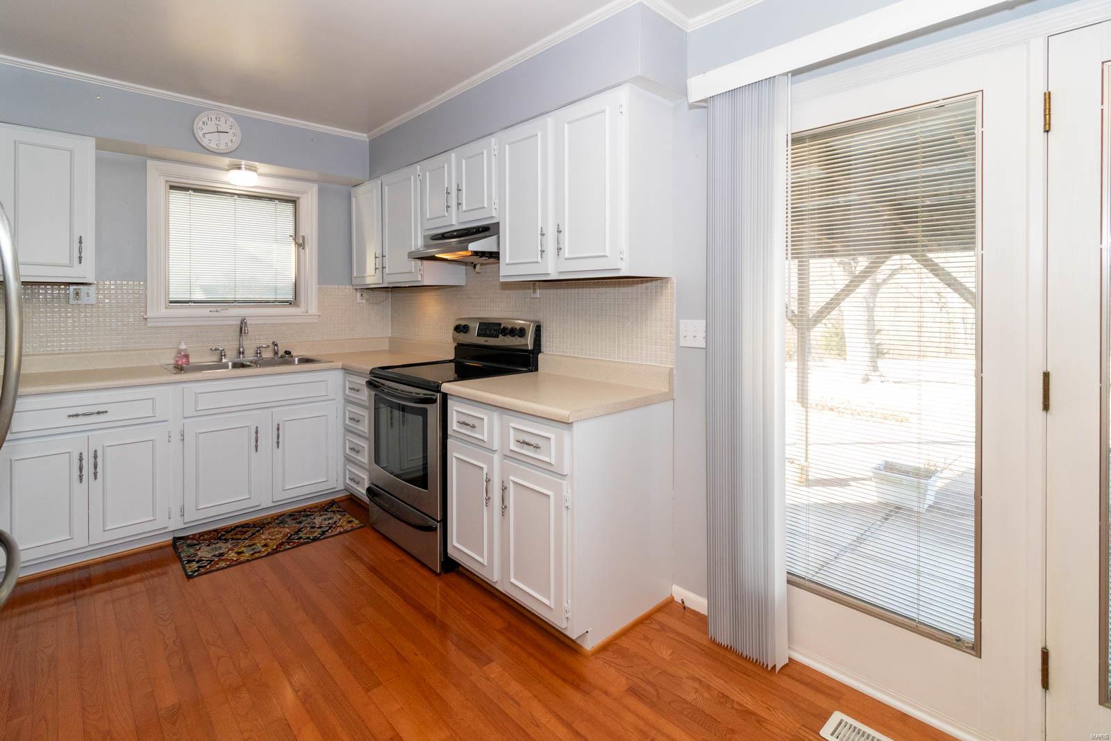 4423 Baumgartner Road St. Louis, MO 63129 - Photo 8 of 18