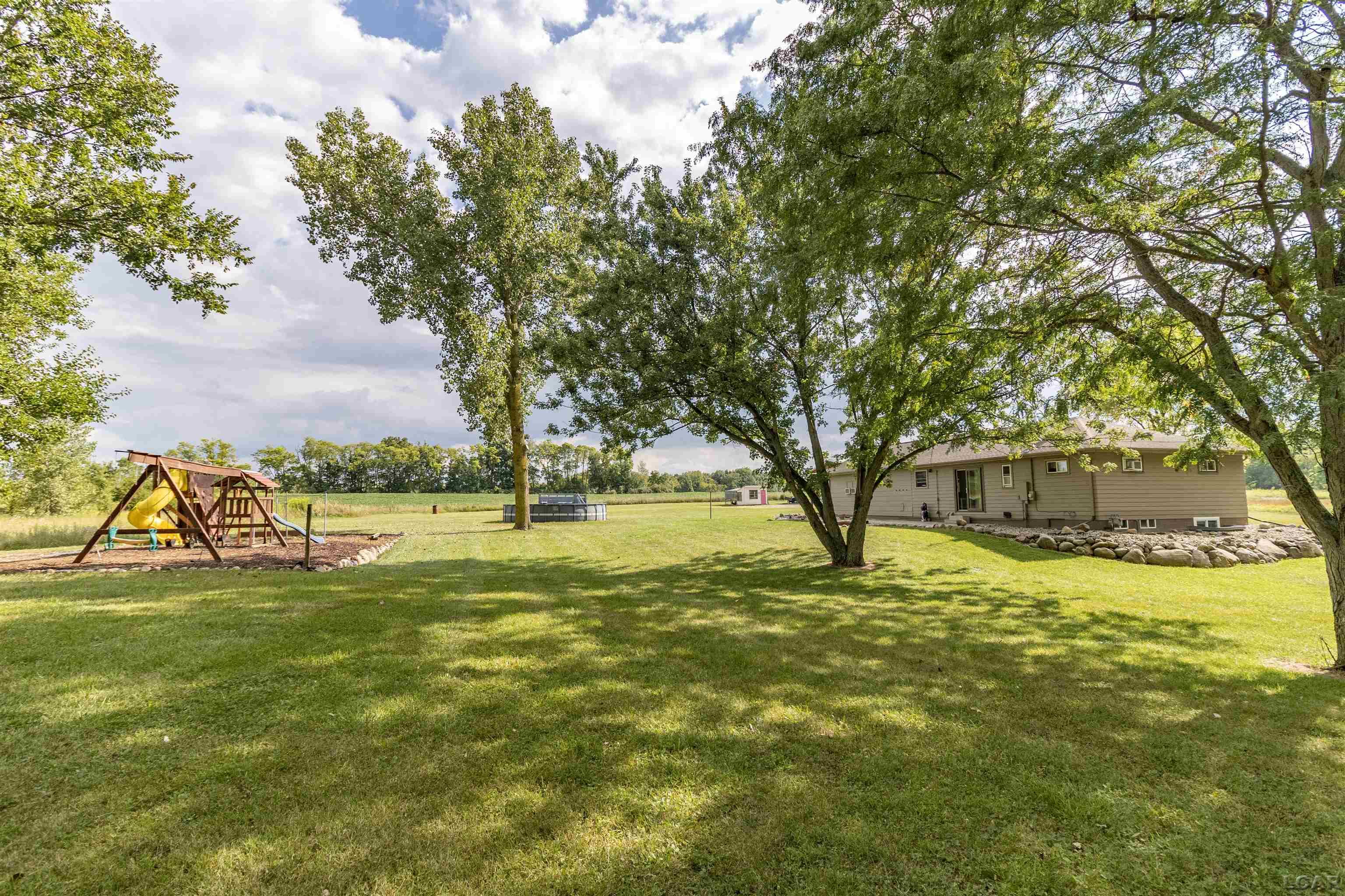 6291 West Beecher Road Clayton, MI 49235 - Photo 6 of 49 50152197-fd535a39-4670-483a-bf81-692bcbb1f003.JPG