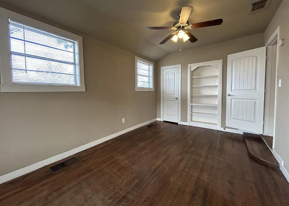 3323 22nd Street Lubbock, TX 79410 - Photo 8 of 12 Screenshot 2026-02-04 131749