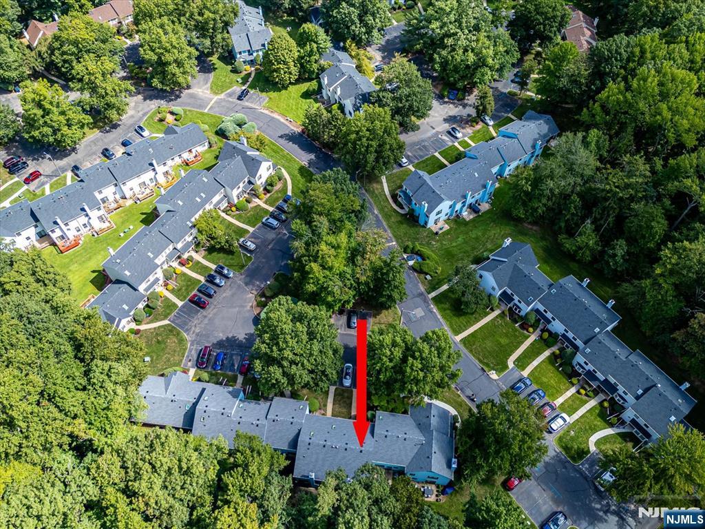 1303 Timber Oaks Road, Unit 1303 Edison, NJ 08820 - Photo 14 of 16 Gallery Image 14