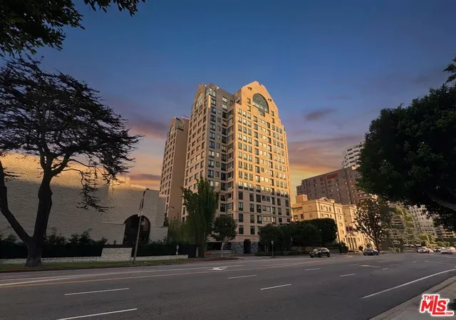 $6,250 | 10520 Wilshire Boulevard, Unit 801, Los Angeles, CA 90024