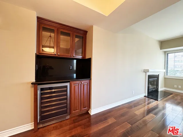 $6,250 | 10520 Wilshire Boulevard, Unit 801, Los Angeles, CA 90024