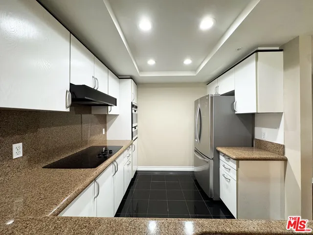 $6,250 | 10520 Wilshire Boulevard, Unit 801, Los Angeles, CA 90024