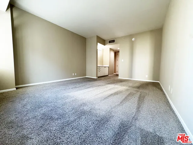 $6,250 | 10520 Wilshire Boulevard, Unit 801, Los Angeles, CA 90024