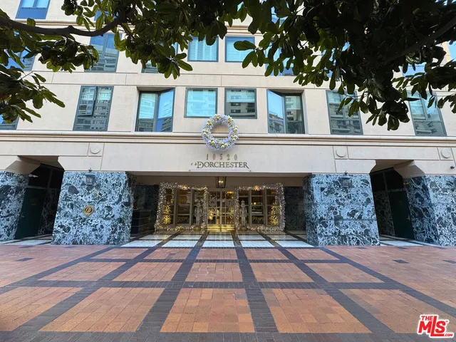 $6,250 | 10520 Wilshire Boulevard, Unit 801, Los Angeles, CA 90024