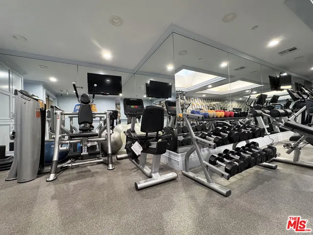 $6,250 | 10520 Wilshire Boulevard, Unit 801, Los Angeles, CA 90024