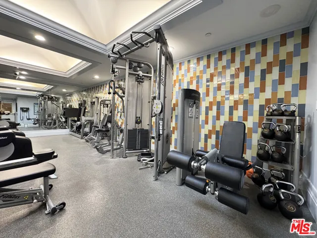 $6,250 | 10520 Wilshire Boulevard, Unit 801, Los Angeles, CA 90024