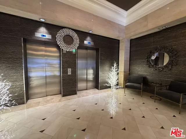 $6,250 | 10520 Wilshire Boulevard, Unit 801, Los Angeles, CA 90024