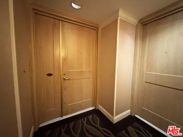 $6,250 | 10520 Wilshire Boulevard, Unit 801, Los Angeles, CA 90024