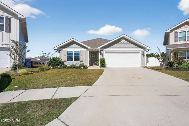 $2,300 | 263 Red Bay Road, Panama City, FL 32404