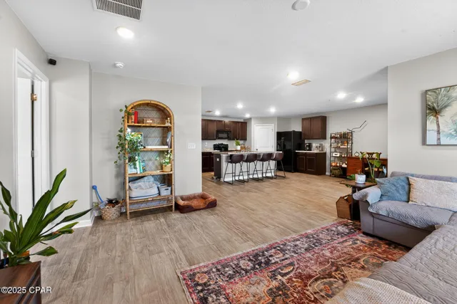 $2,300 | 263 Red Bay Road, Panama City, FL 32404