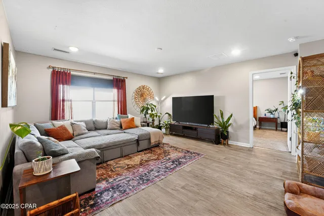 $2,300 | 263 Red Bay Road, Panama City, FL 32404