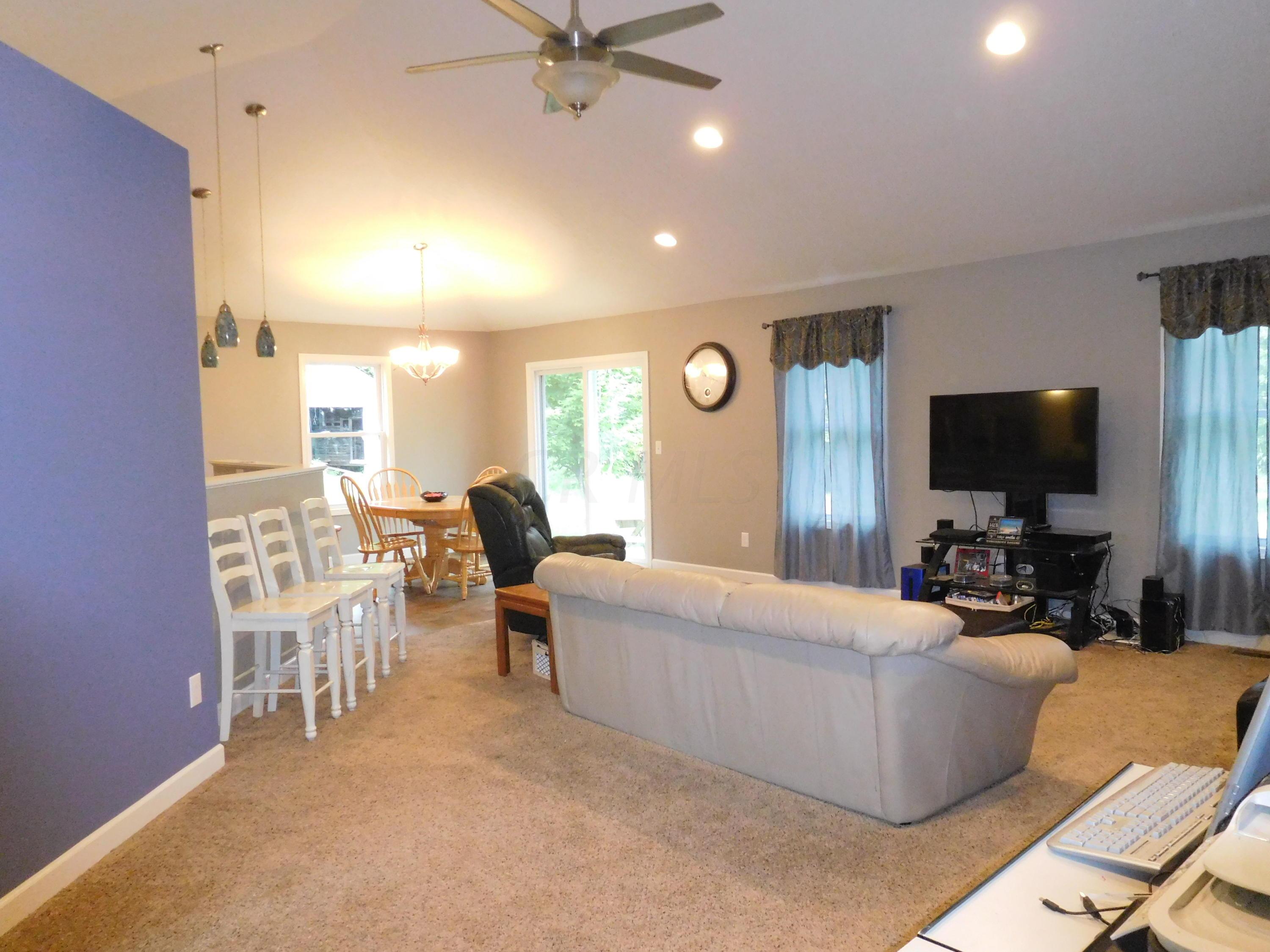 4635 Mounts Road Northwest Alexandria, OH 43001 - Photo 6 of 42 Gallery Image 6