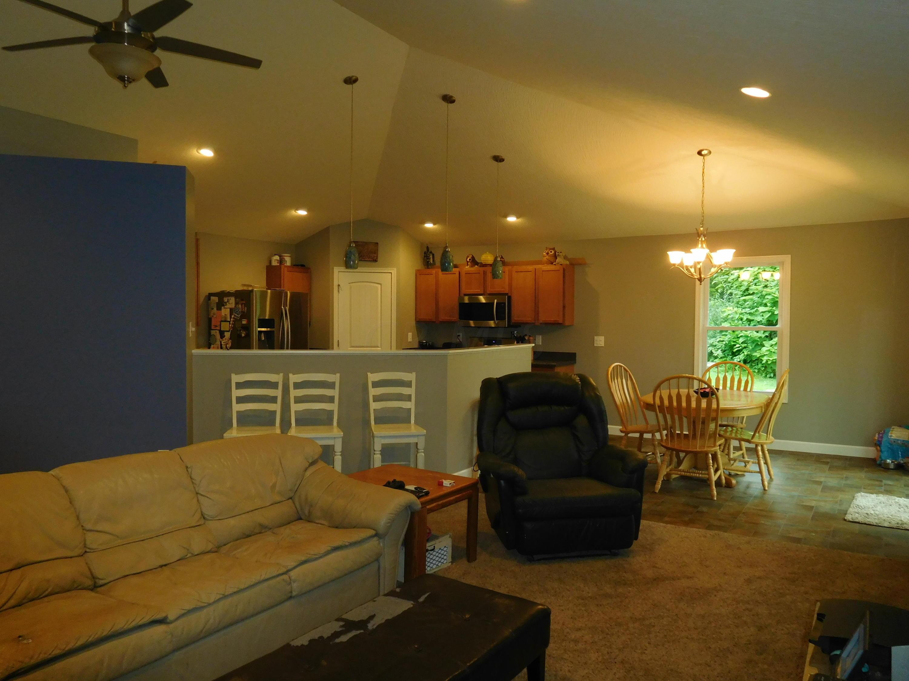 4635 Mounts Road Northwest Alexandria, OH 43001 - Photo 9 of 42 Gallery Image 9