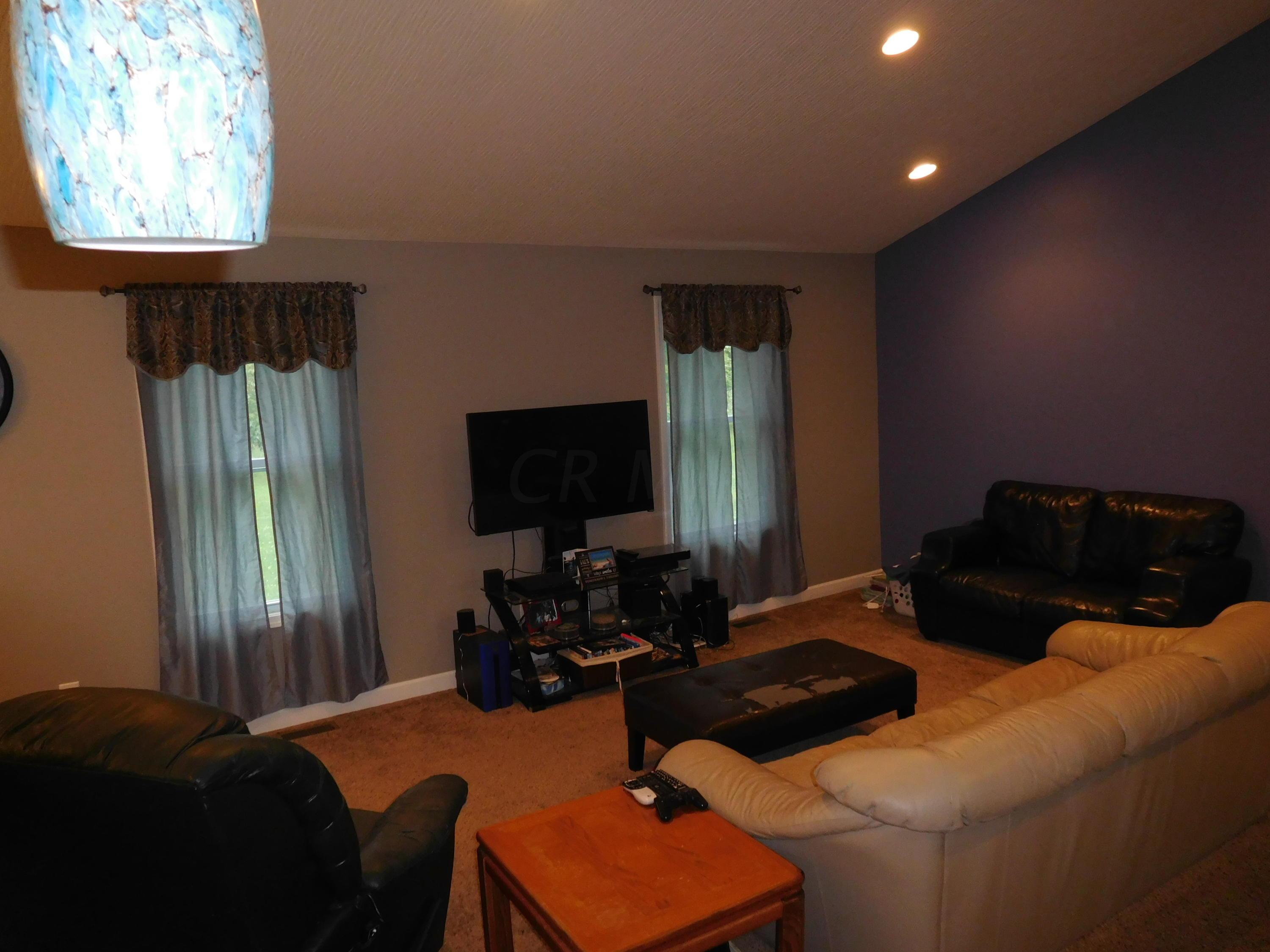 4635 Mounts Road Northwest Alexandria, OH 43001 - Photo 10 of 42 Gallery Image 10