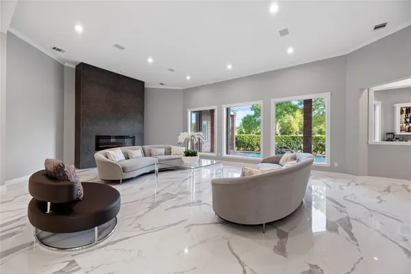 $2,650,000 | 23 Glen Eagles Drive, Sugar Land, TX 77479