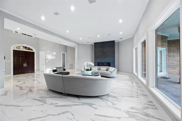 $2,650,000 | 23 Glen Eagles Drive, Sugar Land, TX 77479