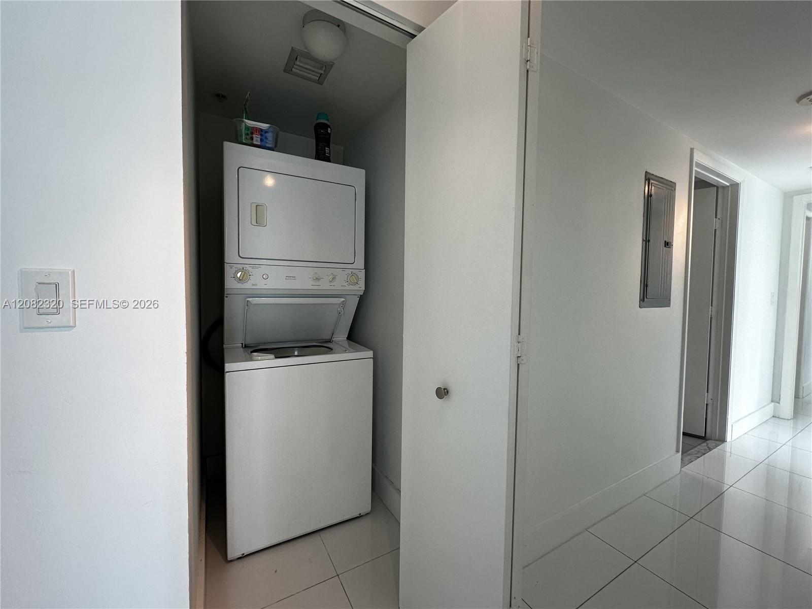 92 Southwest 3rd Street, Unit 3501 Miami, FL 33130 - Photo 16 of 23 Gallery Image 16