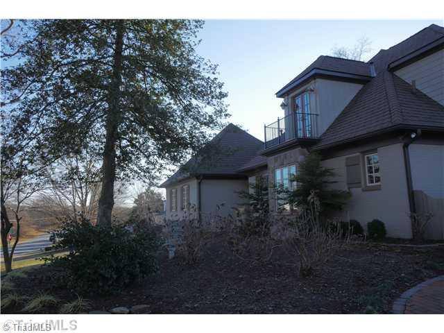 3605 Benchley Road Winston-Salem, NC 27106 - Photo 15 of 16 Exterior Back.