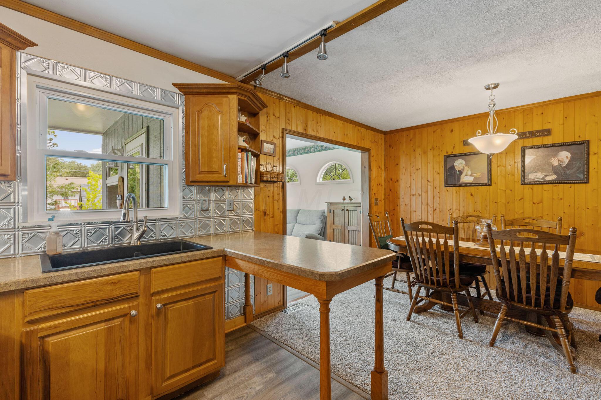 195 Regents Road Columbus, OH 43230 - Photo 22 of 45 2023-7-19 195 Regents Rd 24