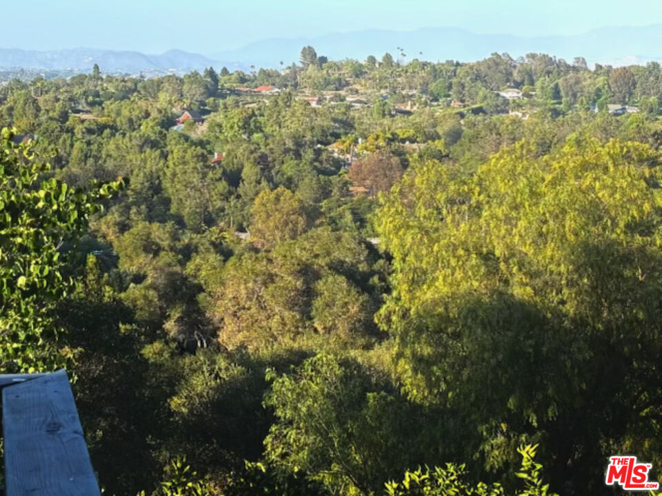335 Morro Hills Road Fallbrook, CA 92028 - Photo 23 of 34