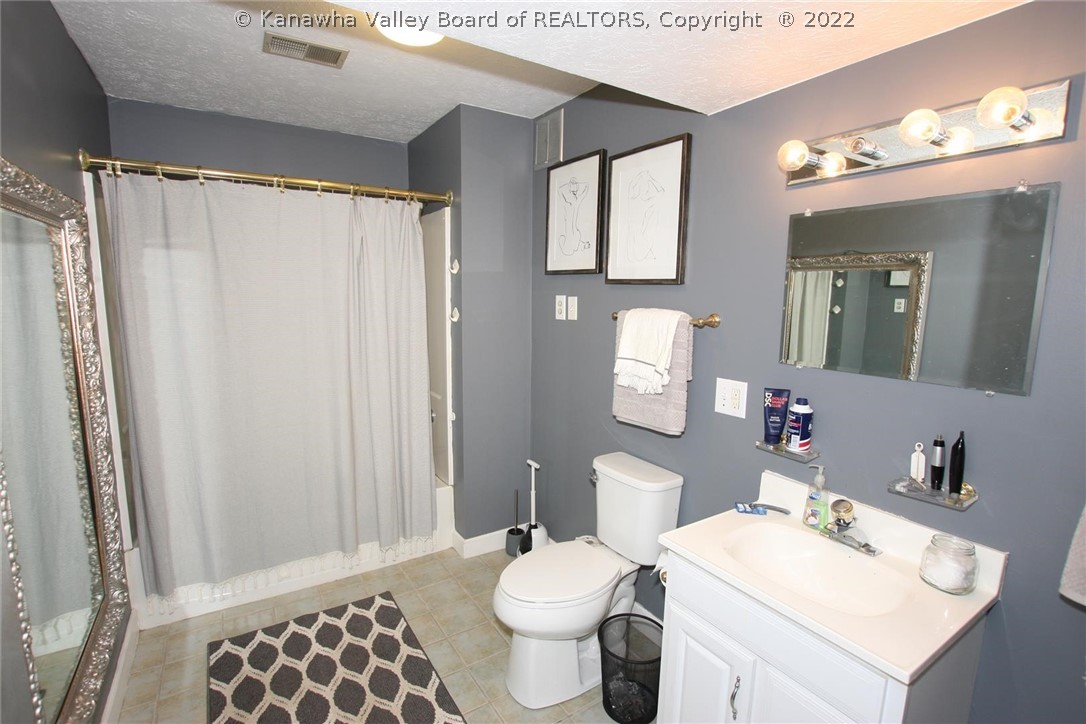369 Eureka Road Charleston, WV 25314 - Photo 31 of 43 Gallery Image 31