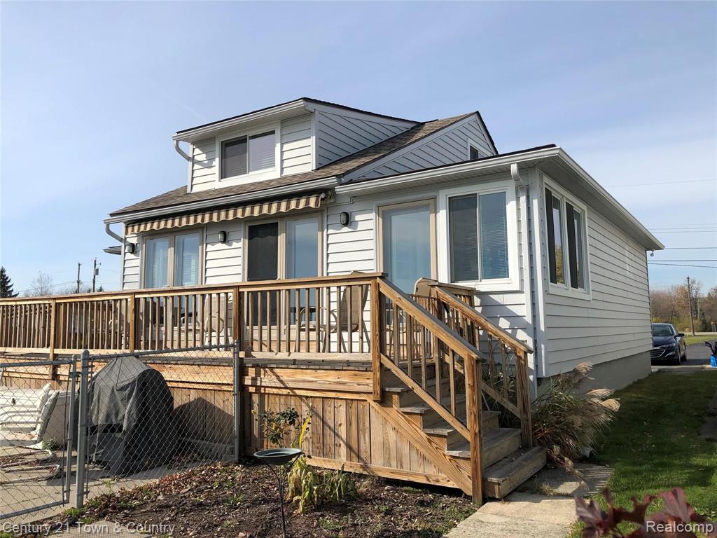 6595 South River Road Marine City, MI 48039 - Photo 1 of 36