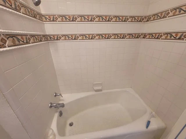 $2,800 | 2626 Beluche Drive, Galveston, TX 77551