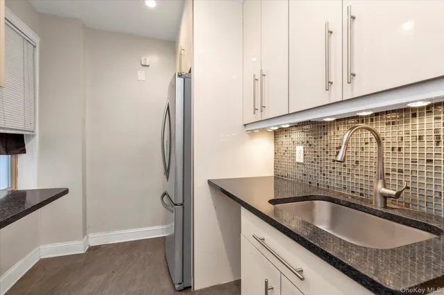 $525,000 | 48-35 43rd Street, Unit 4C | Sunnyside