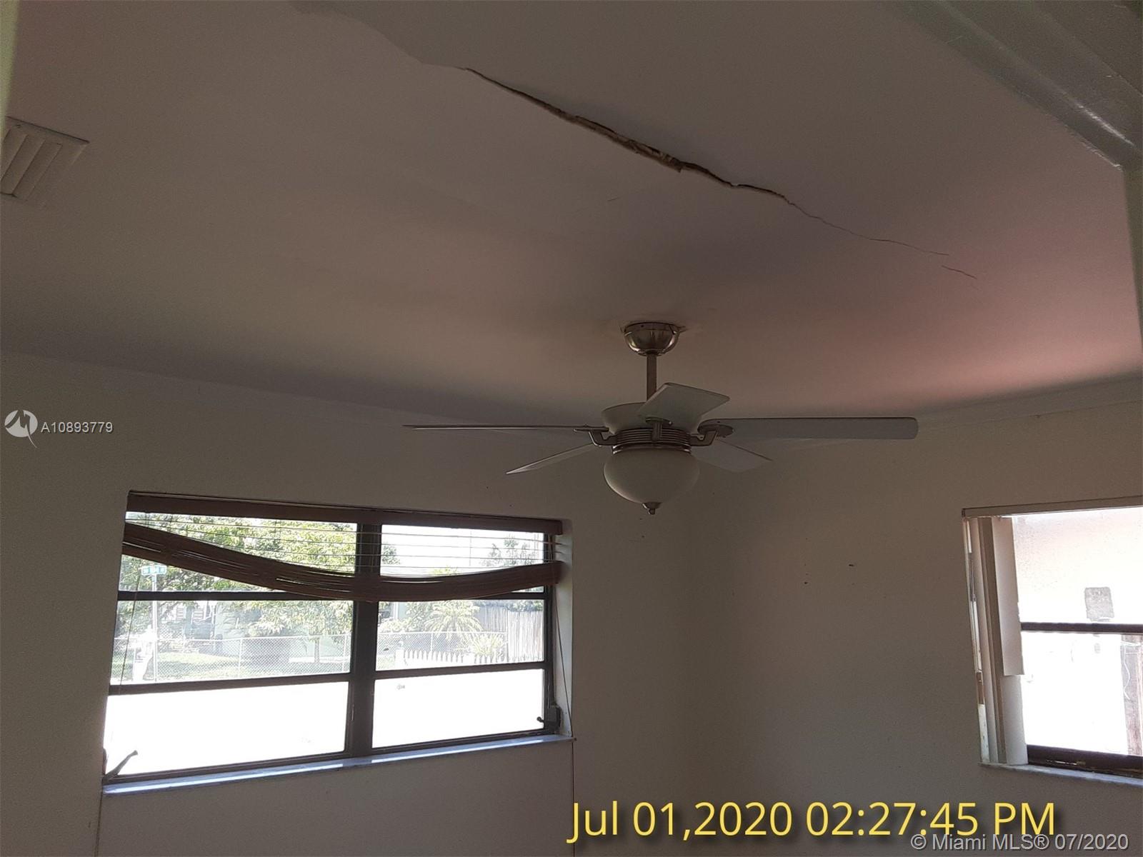 3530 Southwest 104th Avenue Miami, FL 33165 - Photo 11 of 29 a view of a livingroom with a window