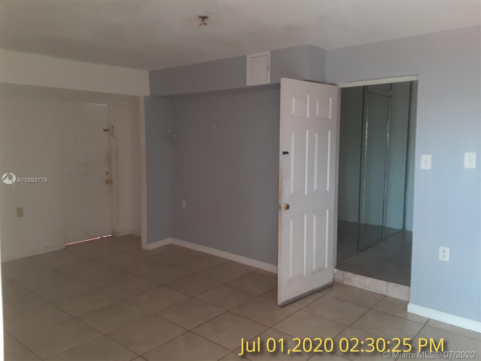 3530 Southwest 104th Avenue Miami, FL 33165 - Photo 21 of 29 a view of entryway