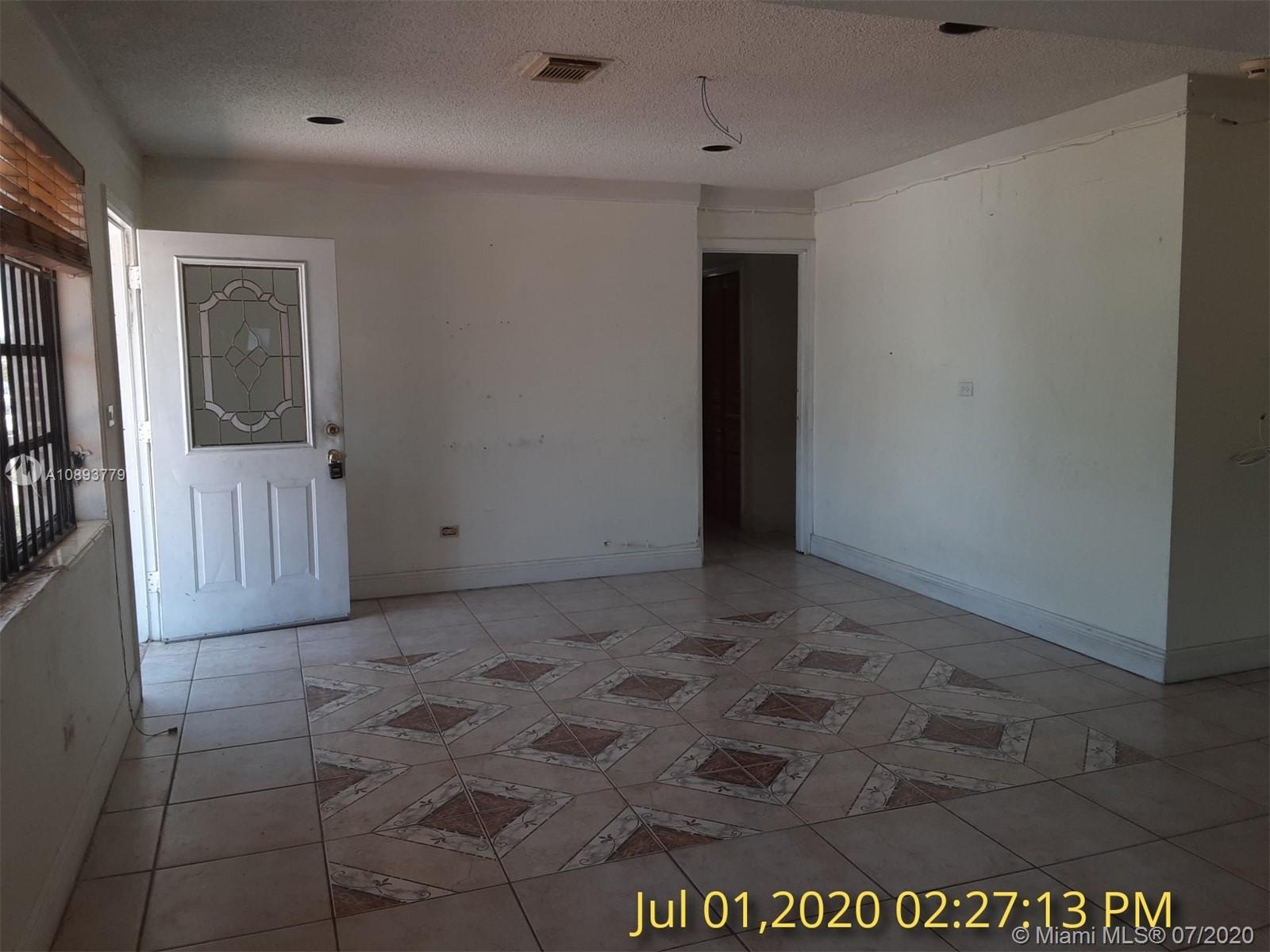 3530 Southwest 104th Avenue Miami, FL 33165 - Photo 7 of 29 a view of an empty room