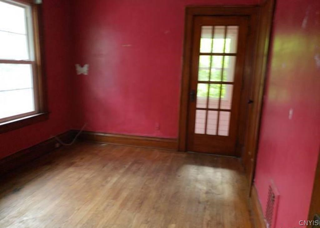 644 Post Avenue Rochester, NY 14619 - Photo 8 of 15