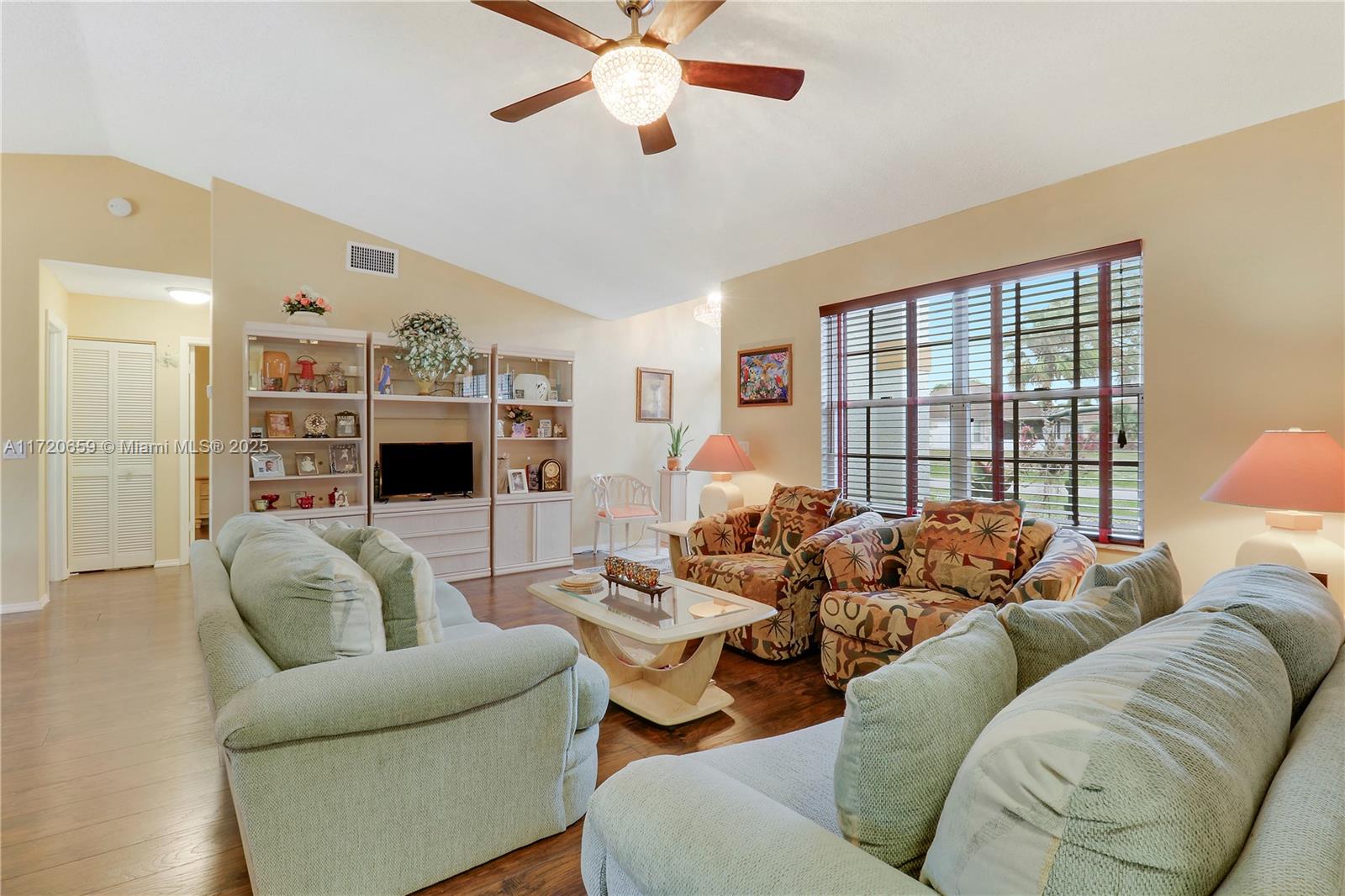 2182 Southwest Certosa Road Port St. Lucie, FL 34953 - Photo 6 of 32 Gallery Image 6