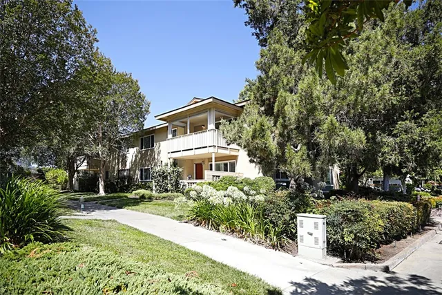 $2,400 | 837 Ronda Sevilla, Unit P, Laguna Woods, CA 92637