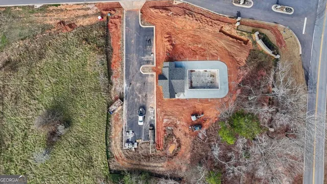 a view of a house with entertaining space