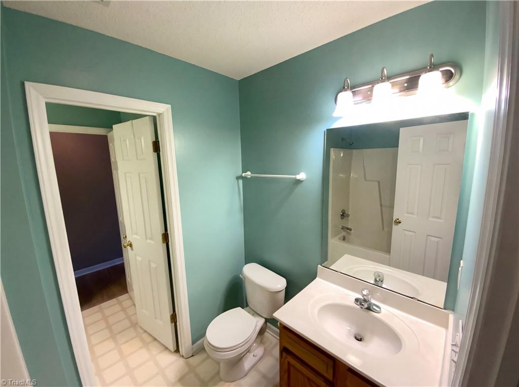 3803 Payne Road High Point, NC 27265 - Photo 12 of 20