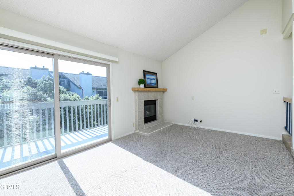 3122 Sunset Lane Oxnard, CA 93035 - Photo 4 of 40