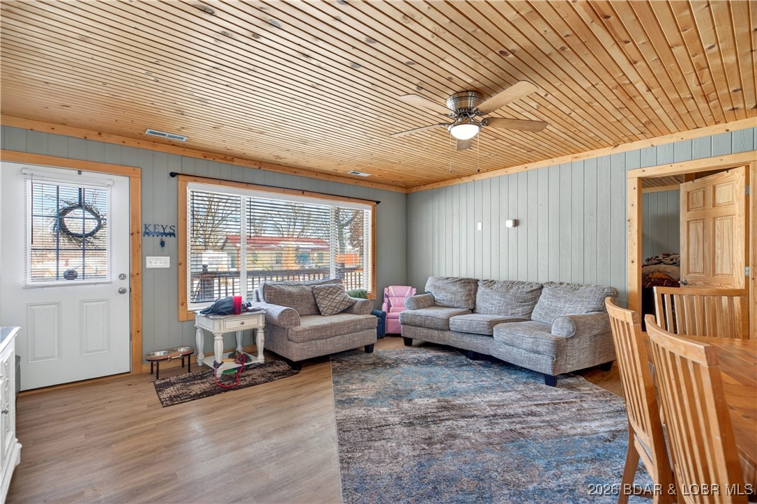 31962 Georgia Road Gravois Mills, MO 65037 - Photo 6 of 43