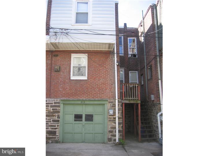 213 Avon Road Upper Darby, PA 19082 - Photo 7 of 20