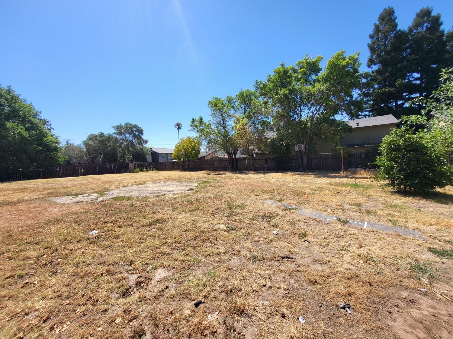 2620 Darwin Street Sacramento, CA 95821 - Photo 3 of 62