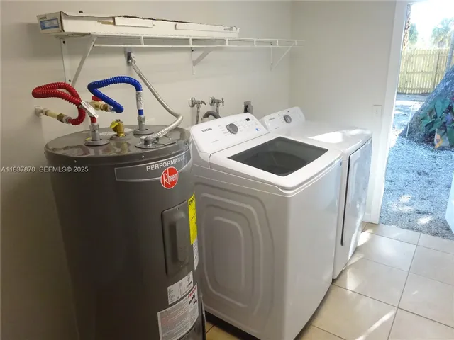 $2,395 | 1538 Northeast 131st Lane, Unit 1538, North Miami, FL 33161